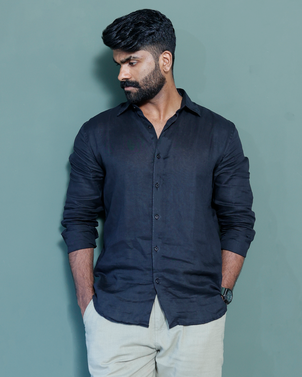 Signature Linen Midnight Black