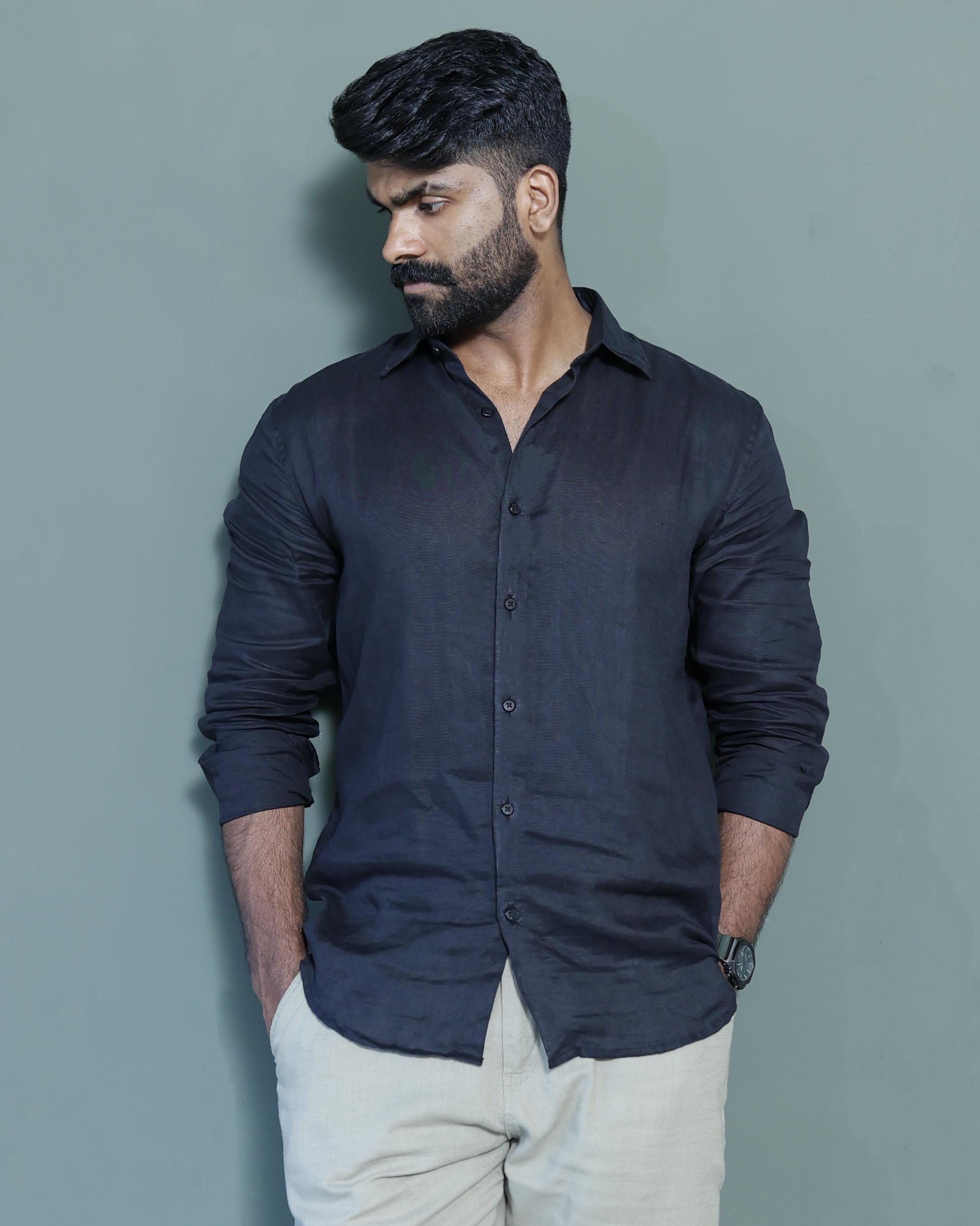 Signature Linen Midnight Black